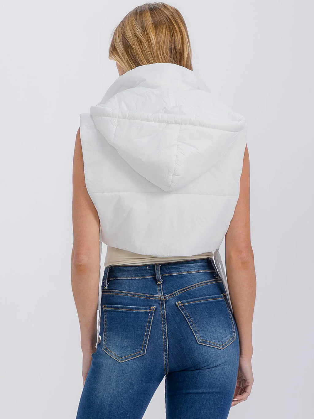 CLOSURE PUFFER HOODED VEST